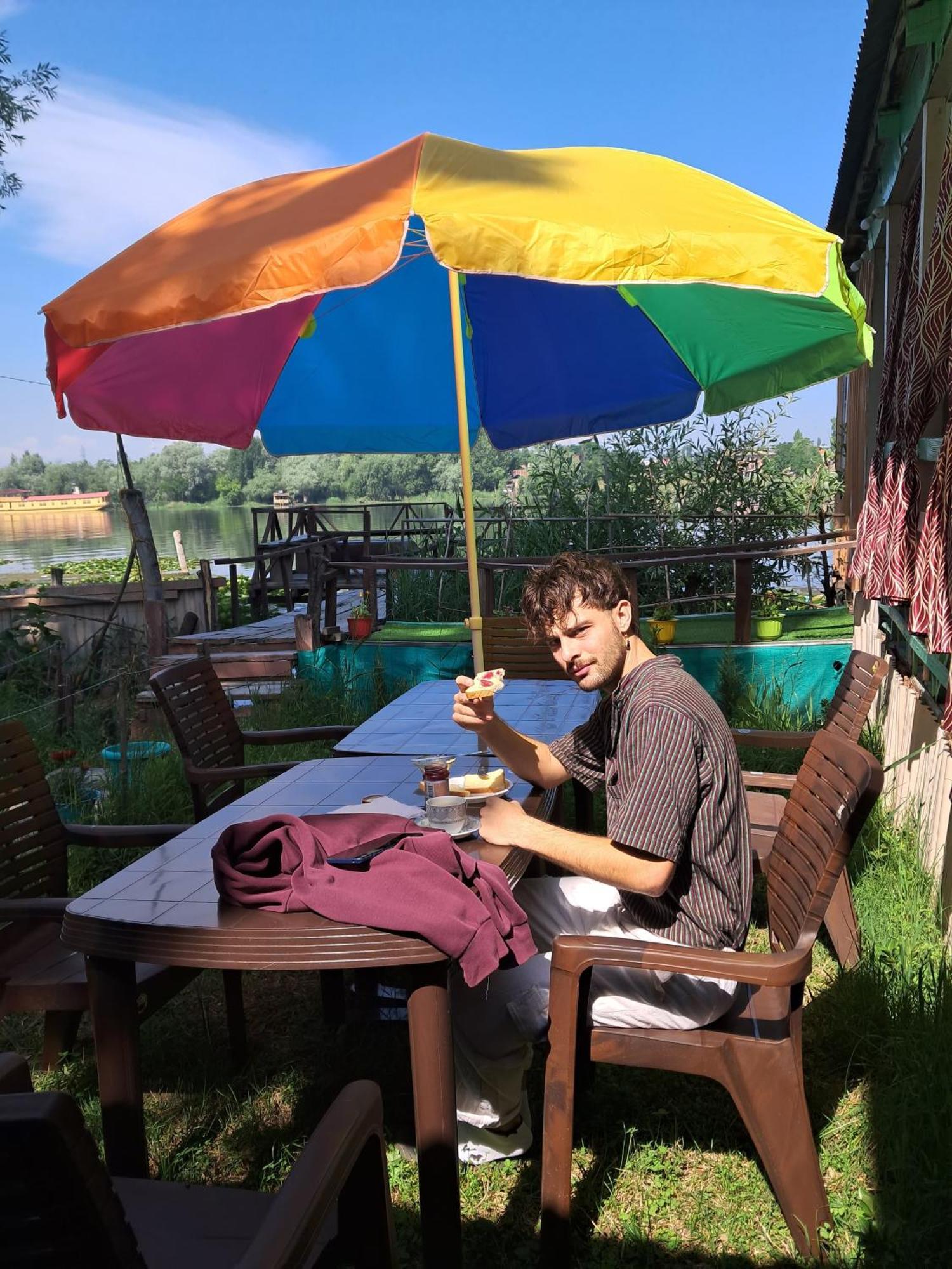 Lakeside Homestay Srinagar Eksteriør bilde